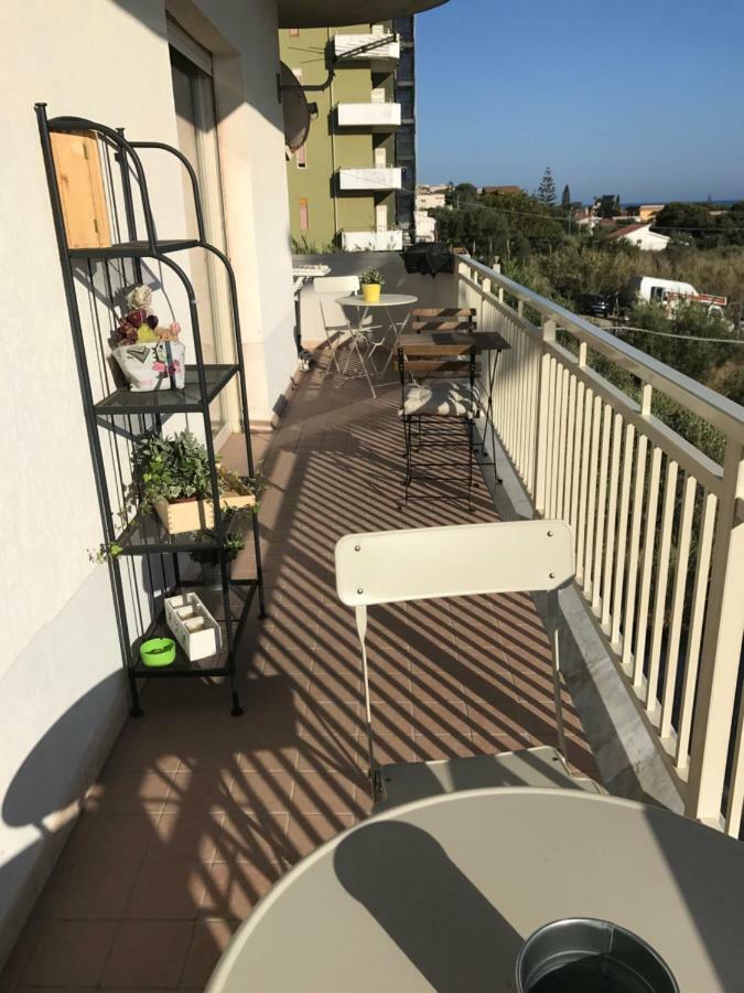 Frontemare Bed & Breakfast Agrigento Bagian luar foto